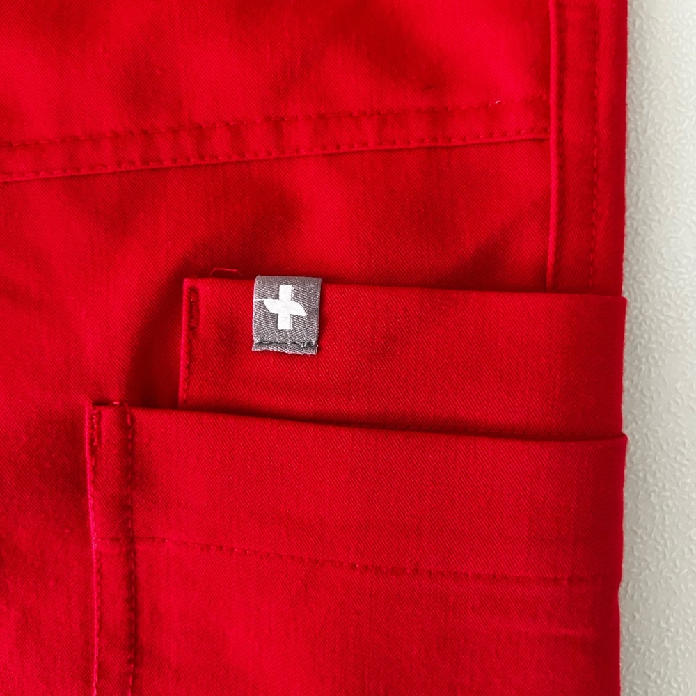 Figs Red Scrub Set - Picture 4 of 11
